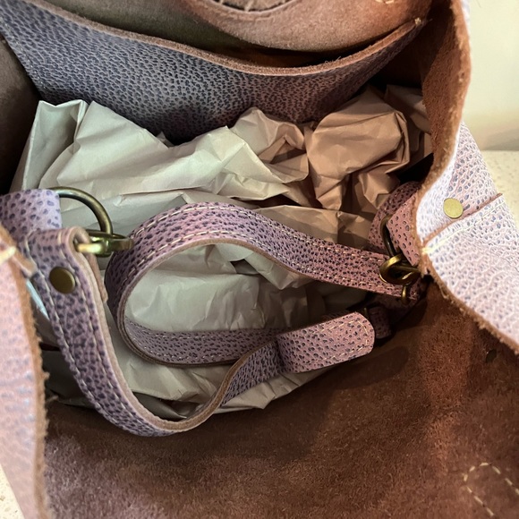 Portland Leather Goods Bundle: Lilac Medium Cross Body and Rancher Wallet - Picture 5 of 7